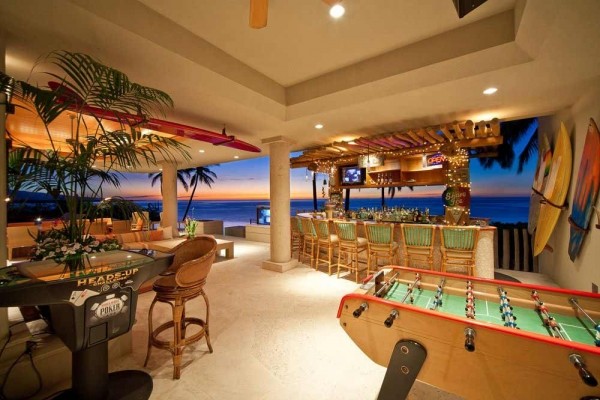 [Image: Oceania at Mauna Kea Resort - Luxury 10 Bedroom Estate!]