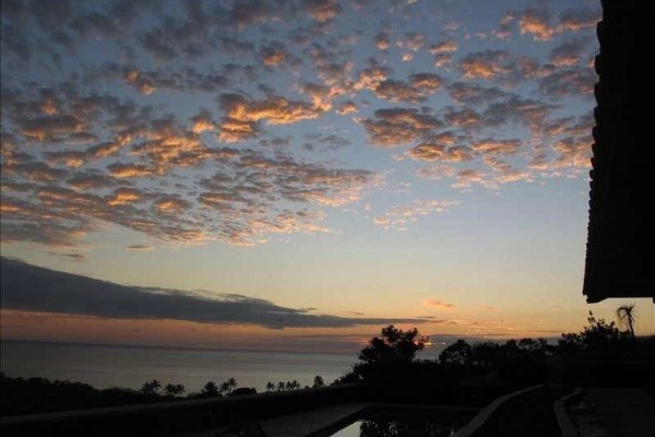 [Image: Private Home Behind the Mauna Kea Gates. Best Views, Pool]