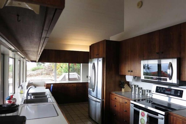 [Image: Private Home Behind the Mauna Kea Gates. Best Views, Pool]