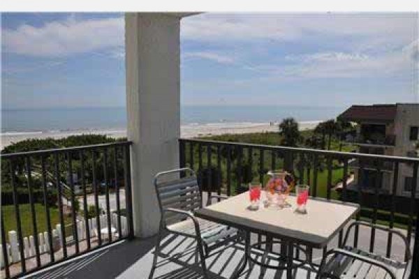 [Image: 4th Floor with Ocean View from Master Bedroom]