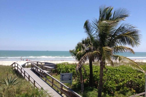 [Image: Beachfront 2 Bedroom Condo in Cape Canaveral, Fl!]