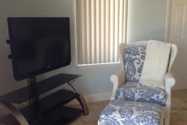 [Image: Beachfront 2 Bedroom Condo in Cape Canaveral, Fl!]