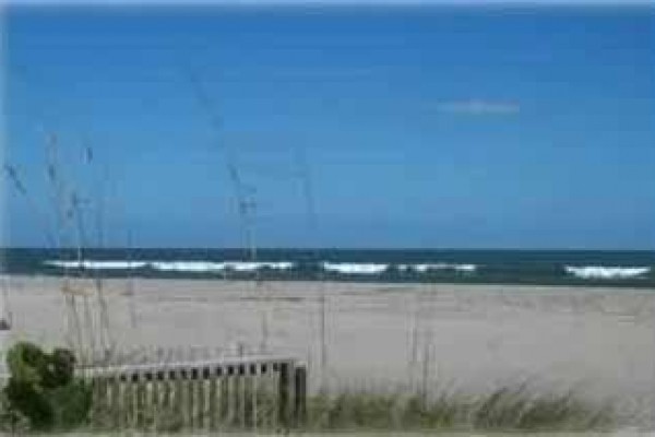 [Image: Beautiful Cape Canaveral / Ocean Front Cocoa Condo for Rent]