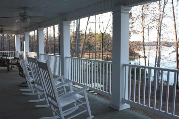 [Image: Smith Lake Rentals.Com - 'Great Views' - Views, Beach, Gated, Ramp]