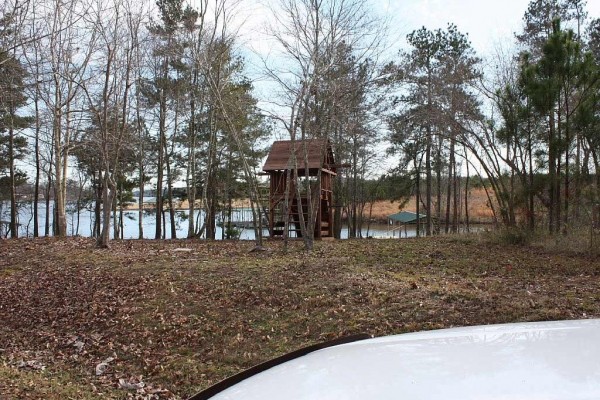 [Image: Smith Lake Rentals.Com - 'Great Views' - Views, Beach, Gated, Ramp]