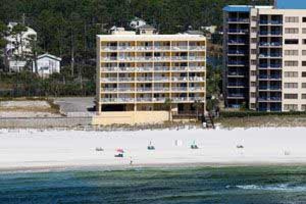 [Image: Emerald Skye 46 Orange Beach Gulf Front Vacation Condo Rental - Meyer Vacation Rentals]