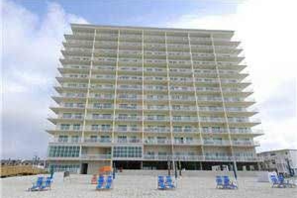 [Image: Crystal Shores #402: 2 BR / 2 BA Condominium in Gulf Shores, Sleeps 6]