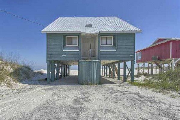 [Image: Engulfed Fort Morgan Gulf Front Vacation House Rental - Meyer Vacation Rentals]
