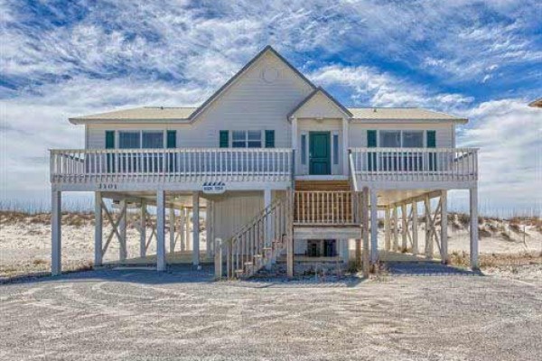 [Image: High Tide Gulf Shores Gulf Front Vacation House Rental - Meyer Vacation Rentals]