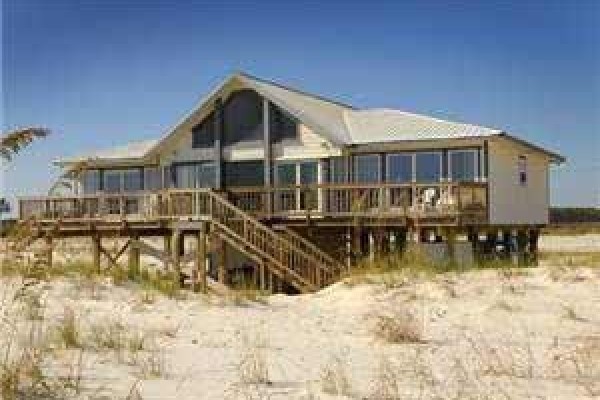 [Image: Patty House: 4 BR / 2 BA Beach Home in Gulf Shores, Sleeps 10]