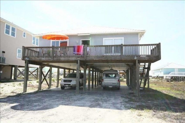 [Image: Available Weeks in August Now $950!! (Plus Tax) Great Family-Fun Beach!!!]