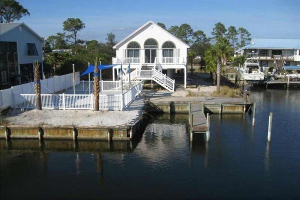 [Image: 'Bama Breeze' * Boat Friendly - Private Pool*]
