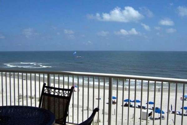 [Image: Beachfront Condo - Spectacular Views - Check for Fall Availabilities]