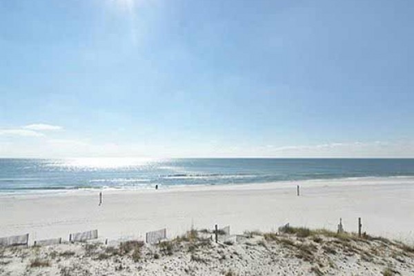 [Image: Island Shores 1 451 Gulf Shores Gulf Front Vacation Condo Rental - Meyer Vacation Rentals]