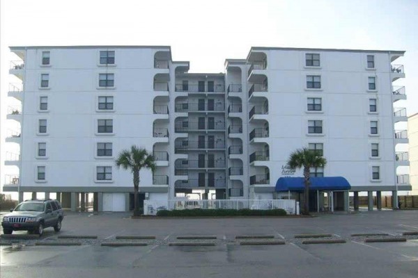 [Image: Beautiful Gulf Front Condo]