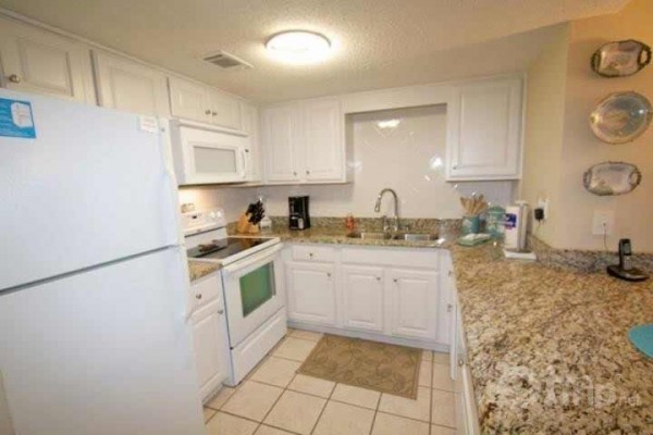 [Image: Completely Renovated Unit in the Heart of Gulf Shores!]
