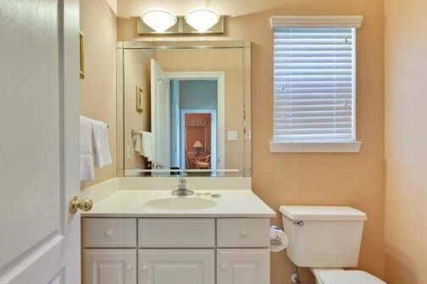 [Image: Sea Fever: 5 BR / 4.5 BA Beach Home in Orange Beach, Sleeps 12]