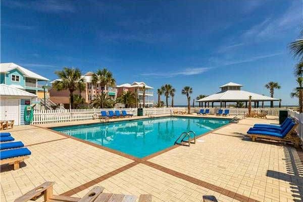 [Image: Sea Fever: 5 BR / 4.5 BA Beach Home in Orange Beach, Sleeps 12]