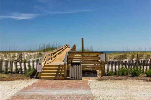 [Image: Sea Fever: 5 BR / 4.5 BA Beach Home in Orange Beach, Sleeps 12]