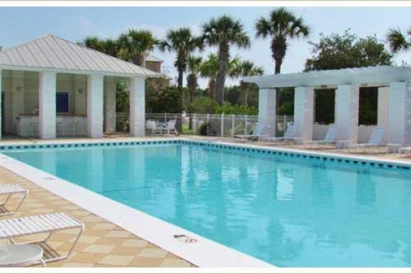[Image: Book 19th Hole Now!!Great for Large Groups! Across Frm Pool, Golf Views,Call!!!]