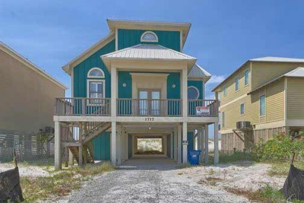 [Image: Leisure Way Gulf Shores Gulf Front Vacation House Rental - Meyer Vacation Rentals]