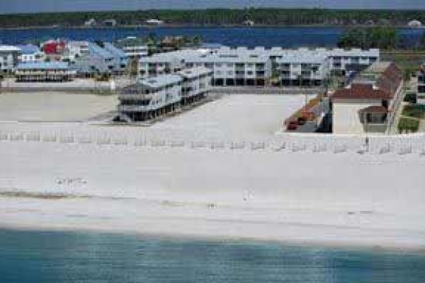 [Image: Lani Kai Village 1 204 Gulf Shores Gulf Oriented Vacation Condo Rental - Meyer Vacation Rentals]