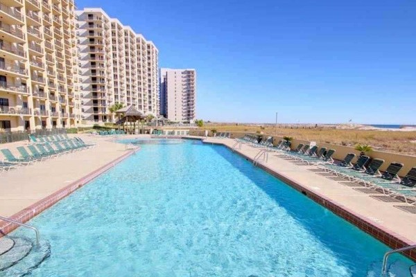 [Image: Near Shuttle Stop for the 2014 Hangout Festival ~ Spacious Gulf Front Condo]