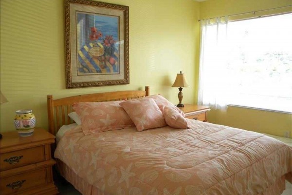 [Image: Jensen Bch One Bed Rm W/Pool Wifi Bbq Horseshoe Laundry &amp; Tiki]