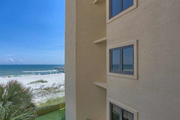 [Image: Four Seasons a 301e Orange Beach Gulf Front Vacation Condo Rental - Meyer Vacation Rentals]