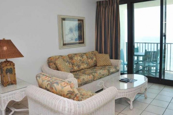 [Image: Beach Front Balcony! Great Location in Central Gulf Shores! Mid-Week Special!!!]