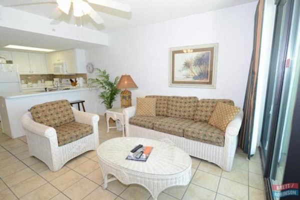 [Image: Gulf Front Suite on the Fifth Floor! Private Balcony! Full Kitchen!]
