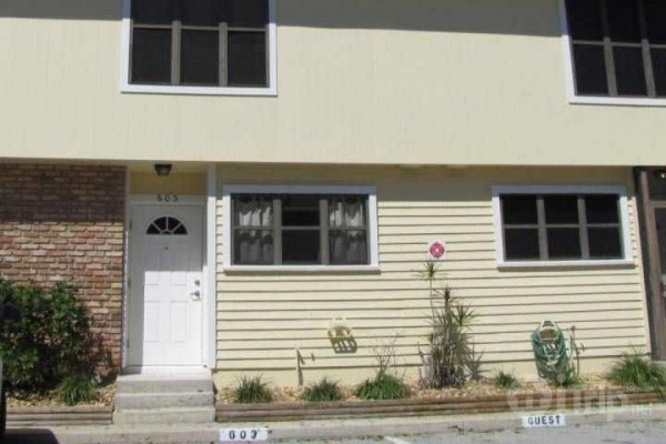 [Image: Peaceful 2BR/2.5BA Townhouse in Indian River Landing]