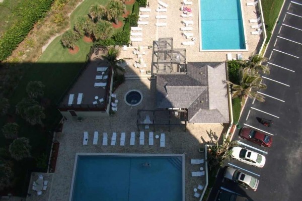 [Image: Your Islandia II Oceanfront Condo on Hutchinson Island]