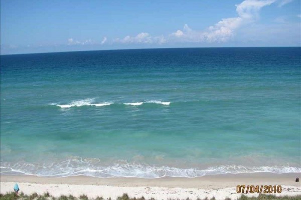 [Image: Florida Beachfront Condo]