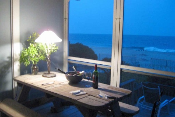 [Image: Oceanfront Townhouse on Beautiful Beach Next to De Seashore State Park]