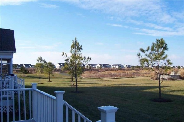 [Image: Bear Trap Dunes - Beaches, Golf, Tennis and Swimming]