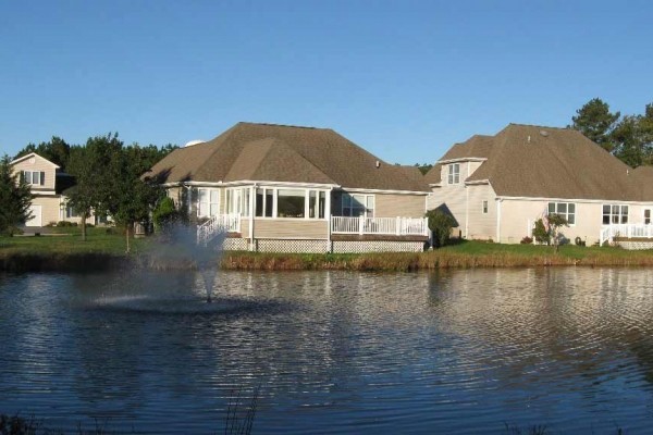 [Image: Bethany Bay, Pond Front , Golf Course, Pool, Tennis, Minutes to Beach]