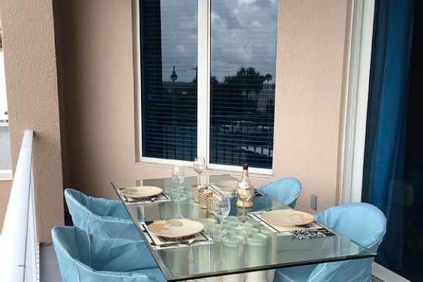 [Image: Beautiful Condo on the Beach in Daytona Beach Shores]