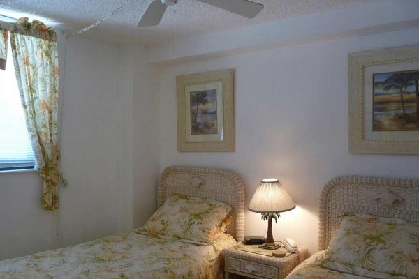 [Image: 2+BR/2 BA Oceanfront Condo on the Beach - Non-Smoking - Free Wi-Fi - 3 Hd TV'S]