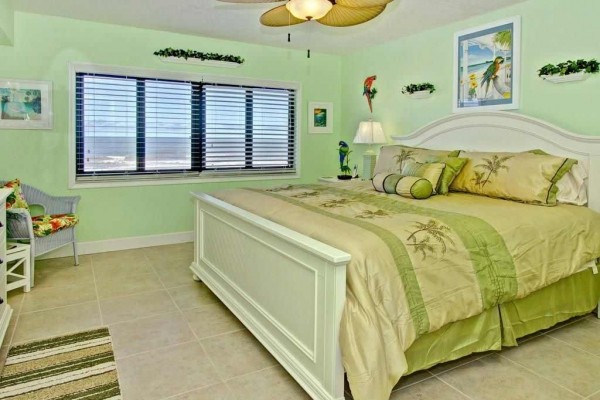 [Image: Sandcastles Oceanfront, Great Views &amp; Reviews, Email or Call for Best Deals]