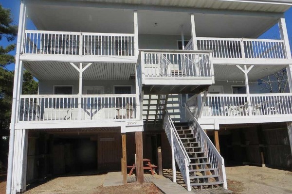 [Image: Cozy Getaway, 100 Steps to the Ocean in Beautiful Bethany Beach]