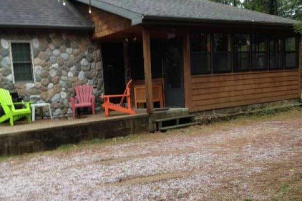[Image: 3 BR, 1 Bath Cabin in the Woods. Close to Wisconsin Dells &amp; Castle Rock Lake]