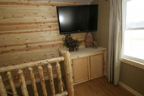 [Image: The Full Lake Cabin Experience! Brand New Built! All Today's Modern Features]