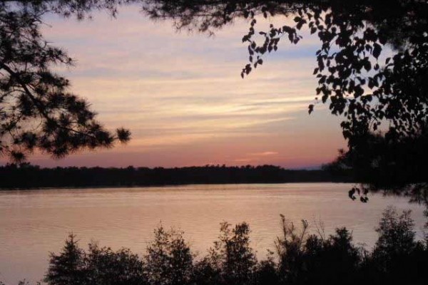 [Image: Prairie Lake Cabin, Great Sunset Views]