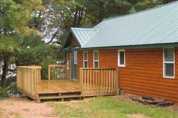 [Image: Secluded Log Cabin Getaway on Chetek Chain of Lakes]