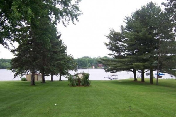 [Image: The Cumberland Retreat - Year Round Fun on Beaver Dam Lake!]