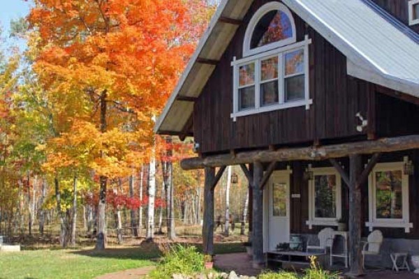 [Image: Fall Special $200: Magical Handcrafted Cabin on 20 Acres]