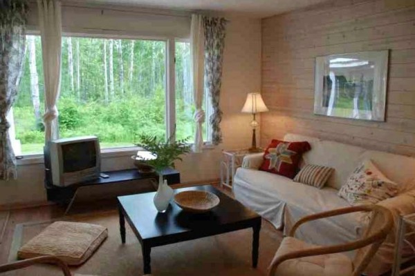 [Image: Spring Special $200 nt: Hip/Affordable 4 Bedroom Island Retreat in the Woods]