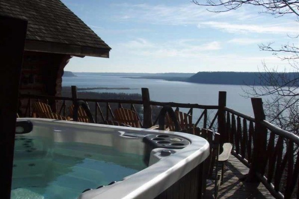 [Image: 40 Acre Wooded Retreat Overlooking Lake Pepin with Lakefront]