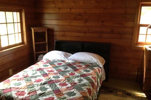 [Image: Historic Log Cabin on Beautiful, Private Lake of the Falls]